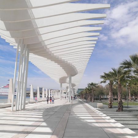 INMálaga Palacio Exterior foto