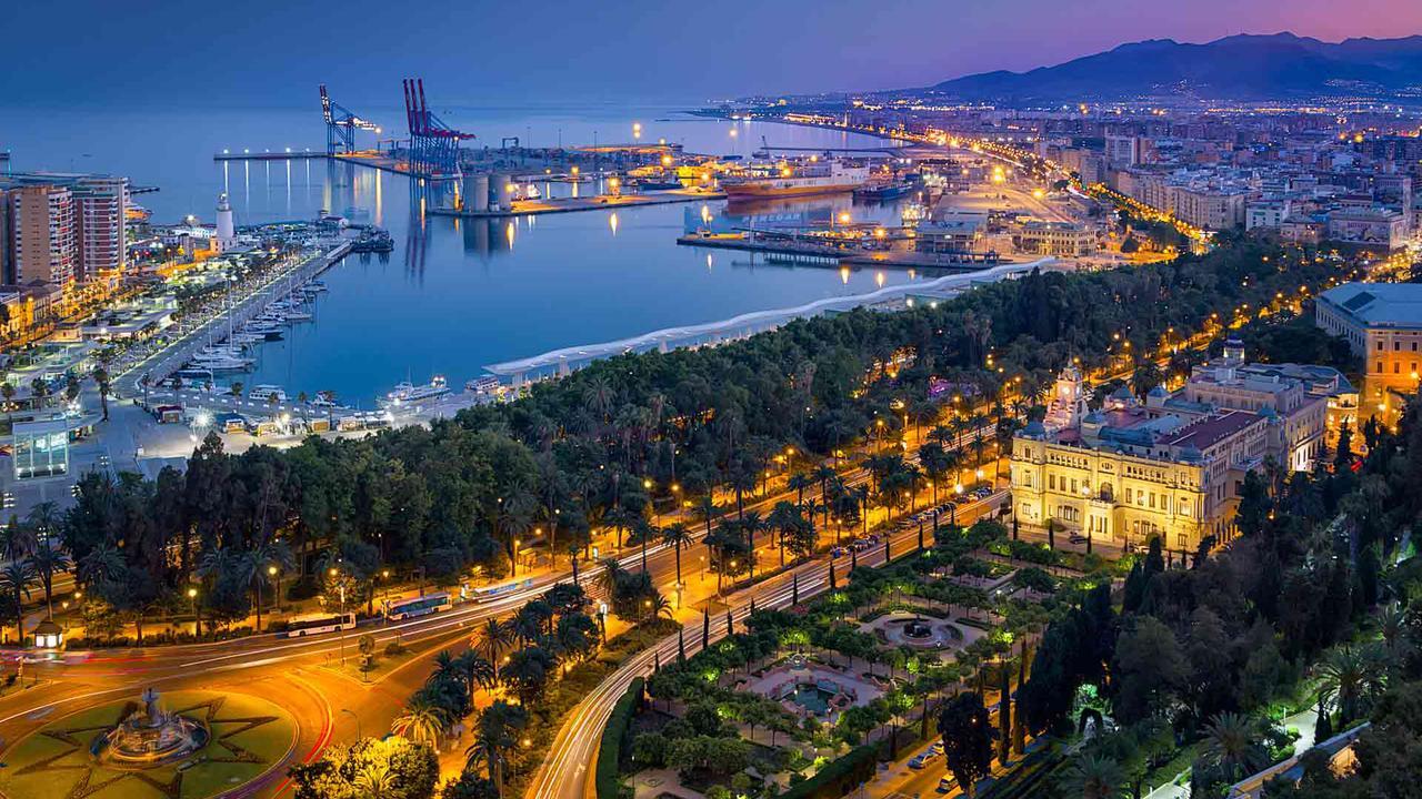 INMálaga Palacio Exterior foto